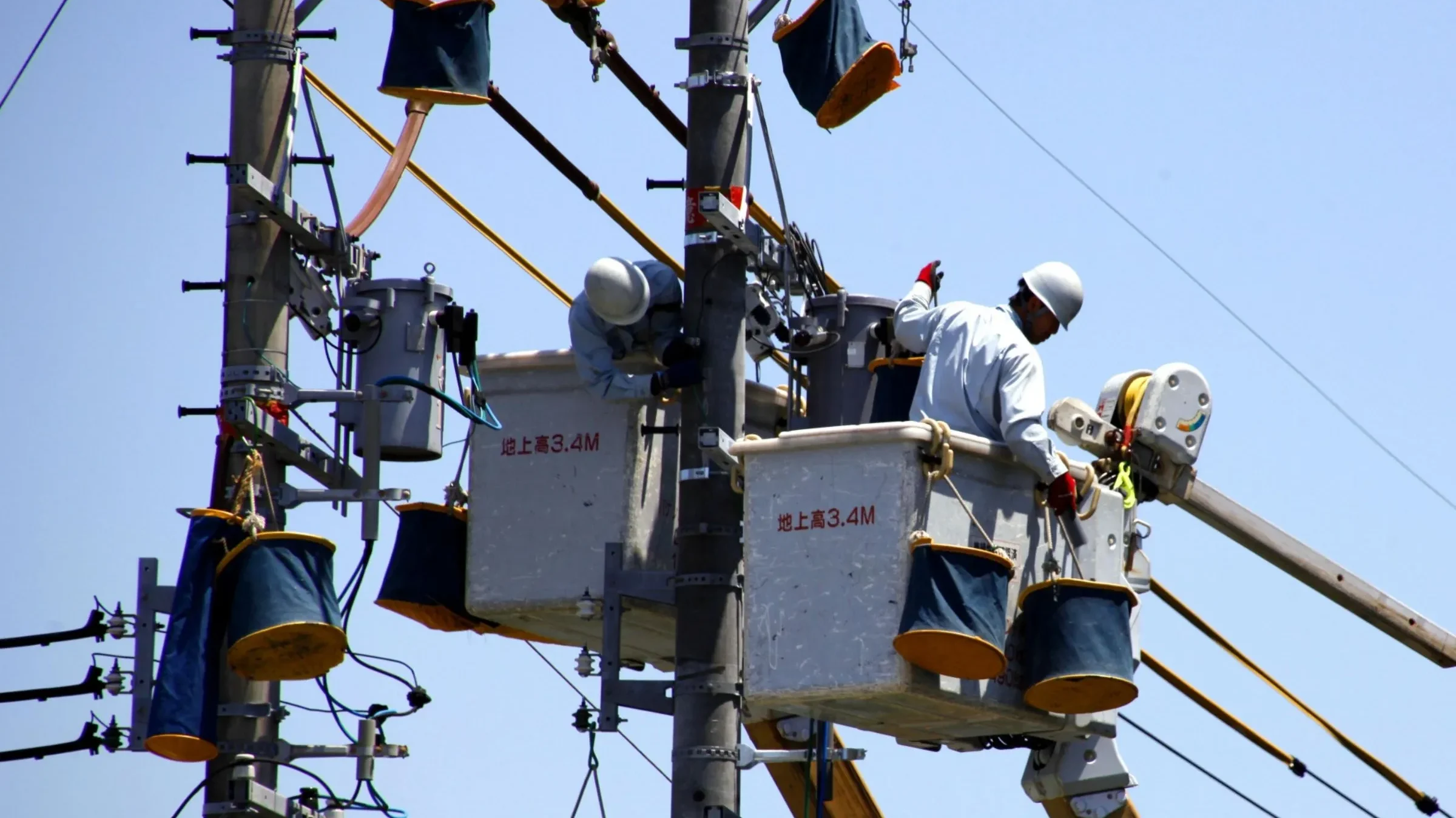 高圧ケーブル 工事