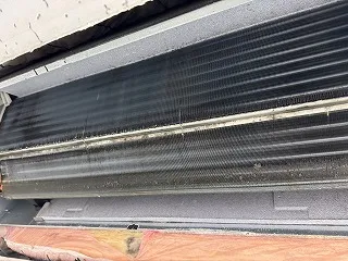 業務用エアコン 異臭 クリーニング